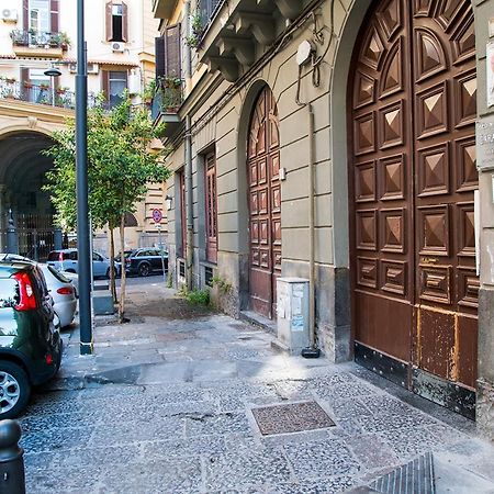 Appartamento All'Archivio Di Stato By Wonderful Italy Неаполь Екстер'єр фото